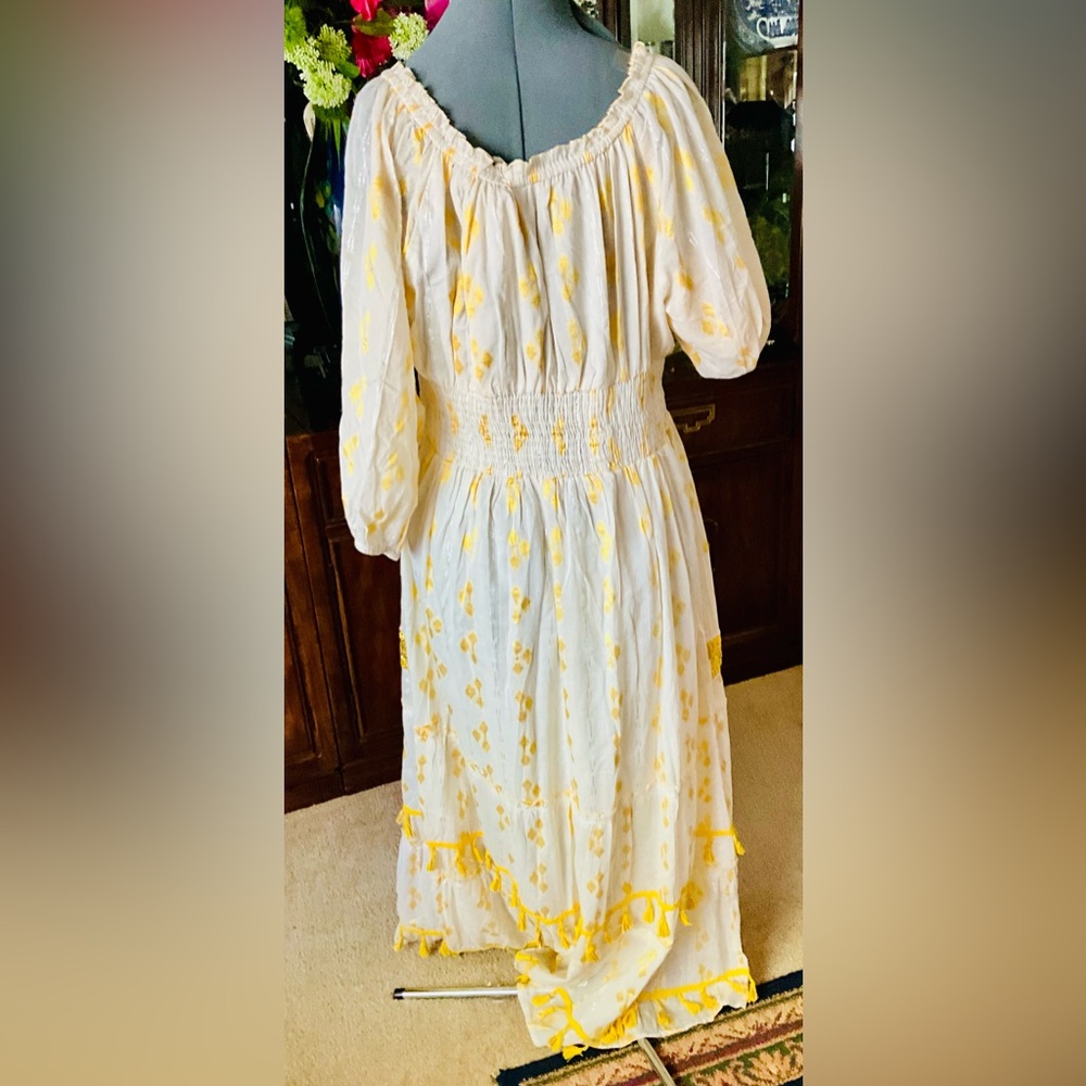 White and Yellow Embroidered Summer Dress - Picture 2 of 4